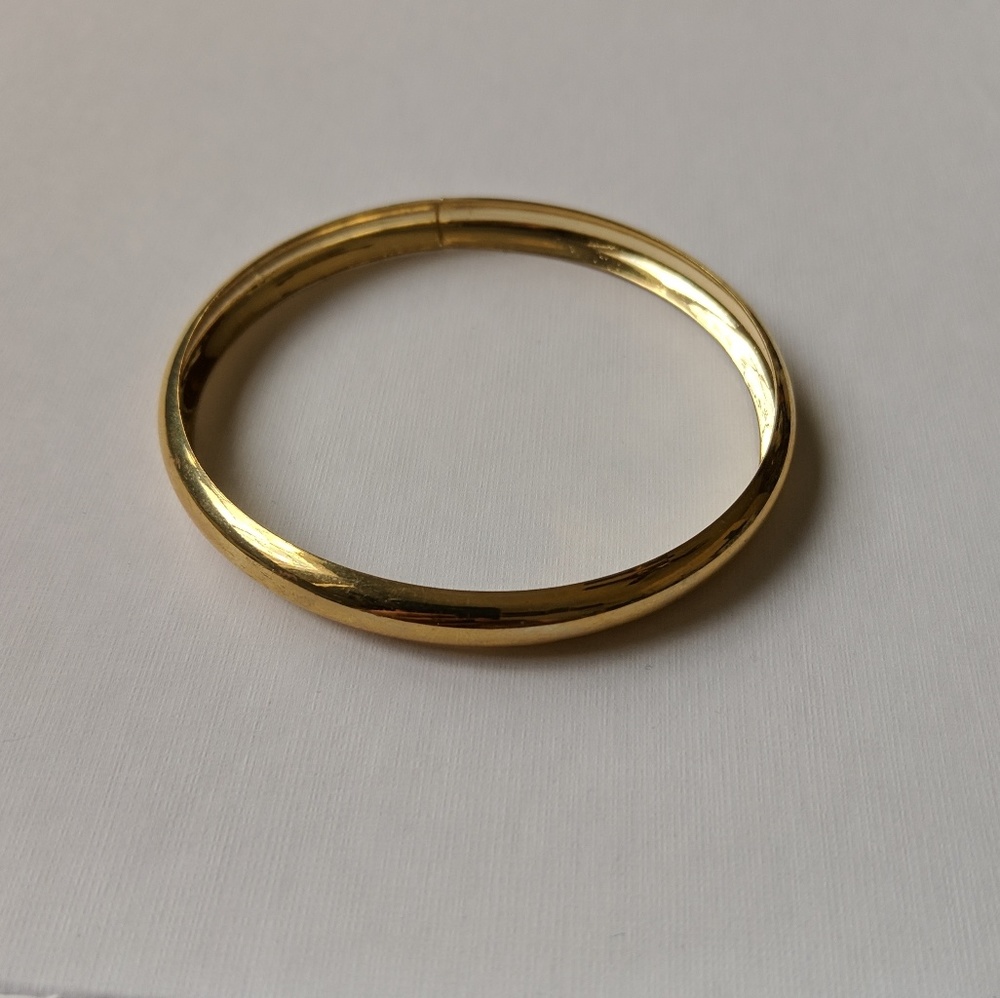 $4 Limited time sale Bangle bracelet